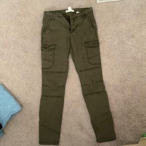 Green cargo pants